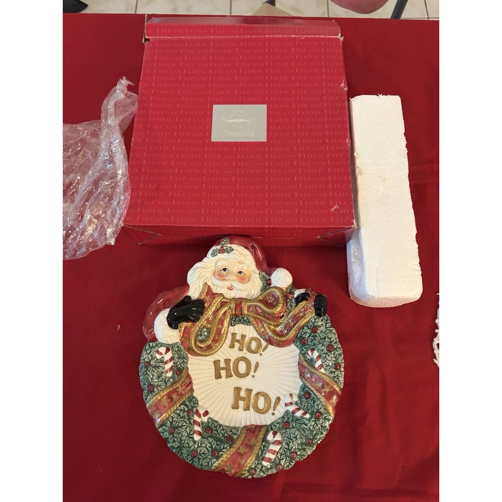 Fitz and Floyd Essentials Santa Wreath Ho Ho Ho Christmas Plate Platter In Box